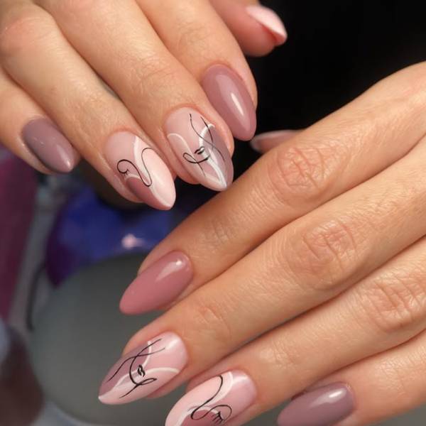 El equilibrio entre la fuerza del diseño estileto y la delicadeza de la decoración artística de autor.